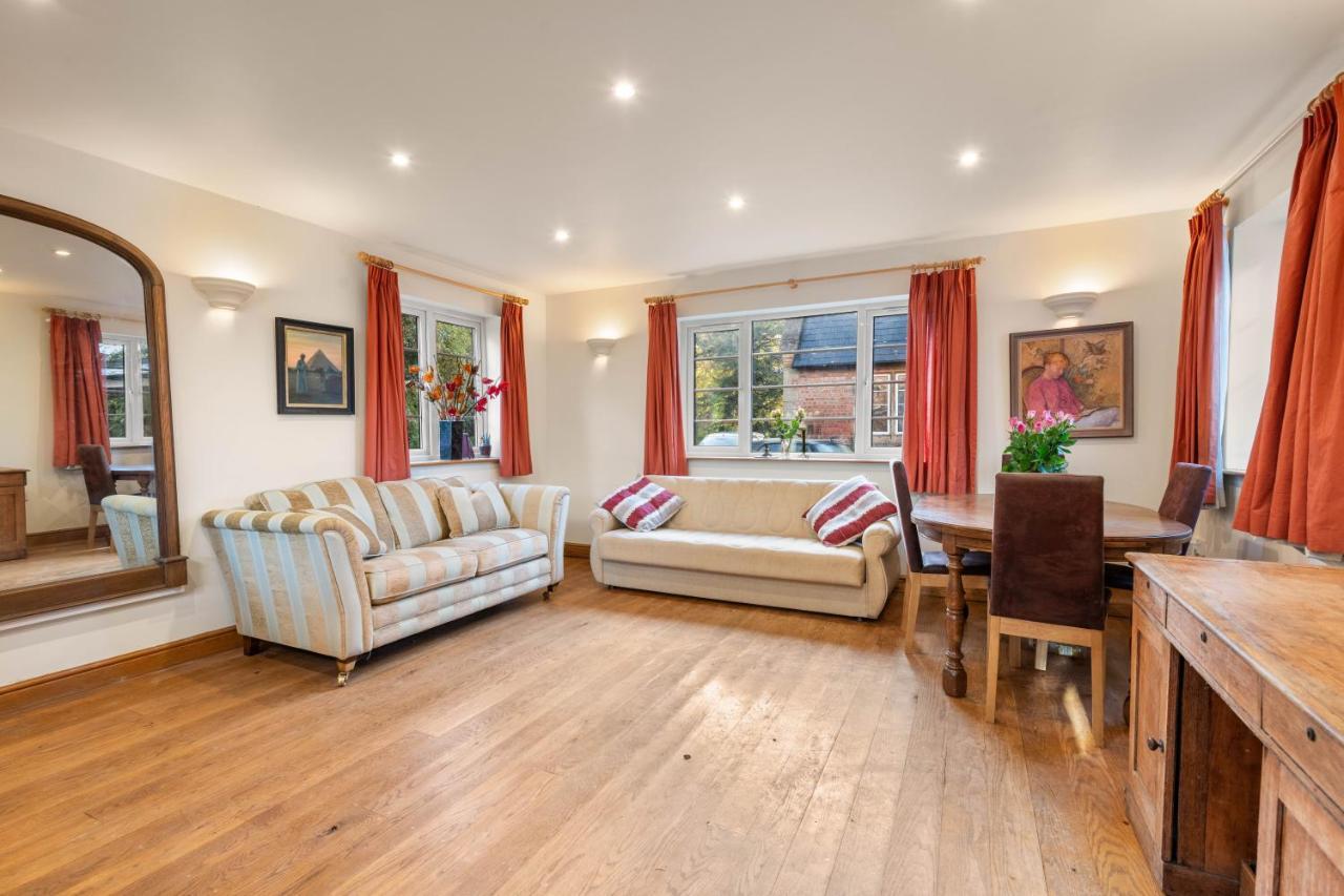 Country House With 7 Bedrooms And 3 Buildings Market Rasen Eksteriør billede